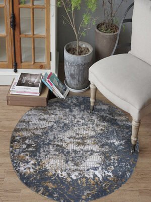 Round Knotted Carpet