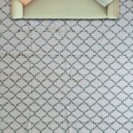 Modern Geometric Cotton Flatweave Rug for Living Room – Cream & Grey Design view 9