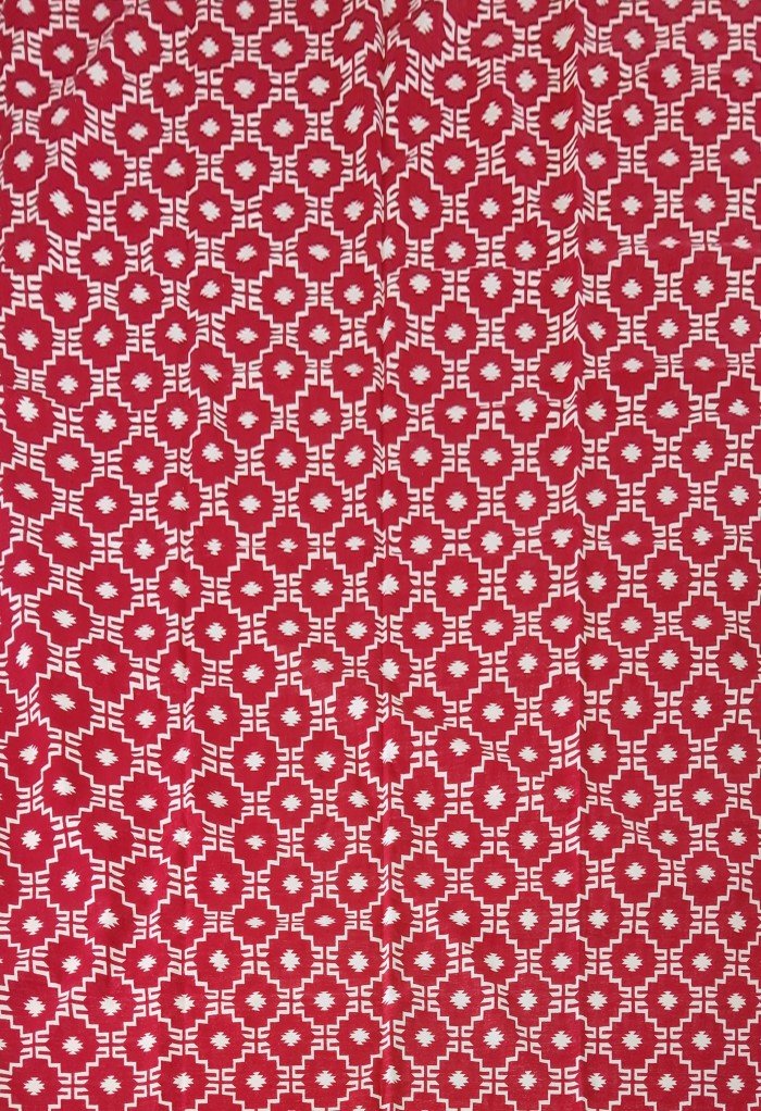 Handwoven Red and White Geometric Diamond Pattern Cotton Flat Weave Area Rug, Reversible Boho Dhurrie Kilim style