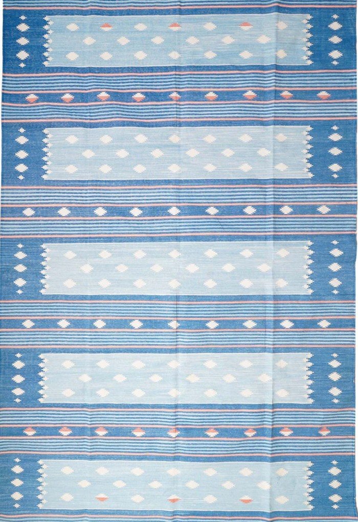 Handwoven Cotton Area Rug with Scandinavian Geometric Pattern – Living Room & Bedroom Rug